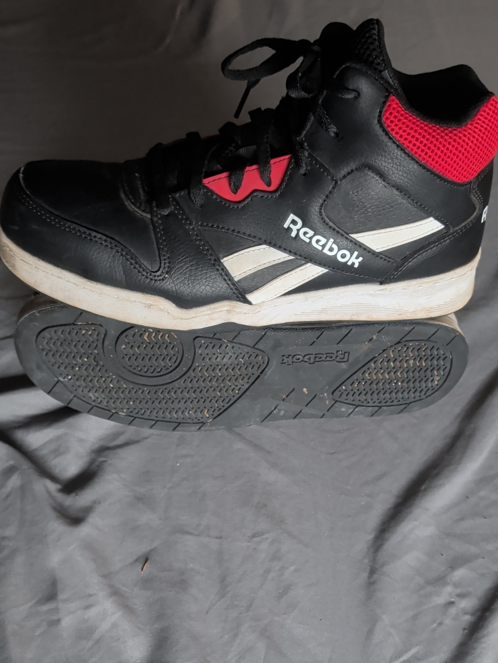 Reebok Black and Red High-Top Sneakers with White Accents Size 10.5 W